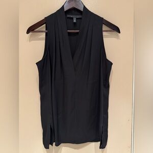 White House Black Market Black Sleeveless Women's Top